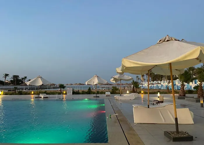 داخل كمباوند * Hurgada